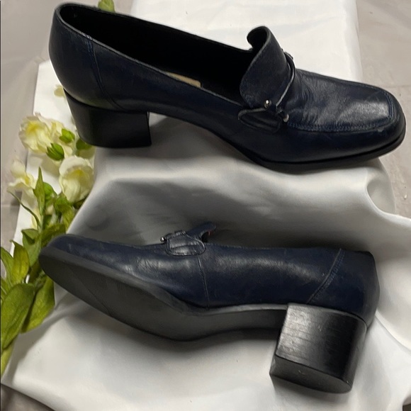 Wesley & Co. - Picture 3 of 5